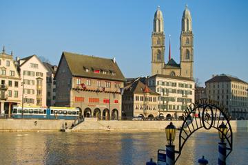 Zurich City Highlights with Felsenegg Cable Car Ride