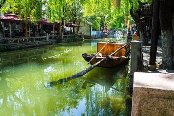 All Inclusive Tongli Water Town Private Day Tour with Boat Ride and Tea Tasting