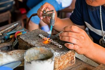 Private Tour: Bali Full-Day Silver Making Workshop