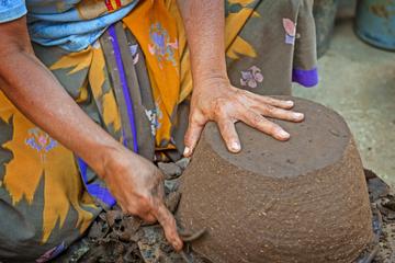 Private Tour: Bali Pottery Making Workshop and Sunset at Tanah Lot Temple
