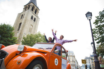 Private Tour: 2CV Secret Paris Tour