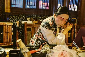 A Glimpse into the World of Chinese Opera