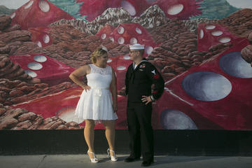 Romantic 2 Hour Photo Tour by Limousine