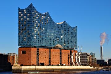 PREMIUM TOUR OF HAMBURG AND SURROUNDINGS