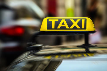 Phnom Penh Airport Taxi (Airport - Hotel - Airport)