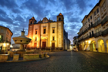 Private Full-day Trip to Évora and Alentejo from Lisbon