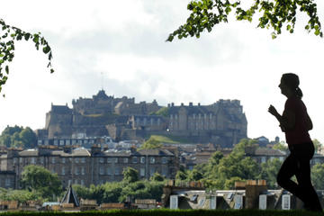 Edinburgh Marathon Festival Running Tour