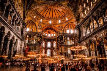 Guided Halfday Tour to Hagia Sophia and Blue Mosque