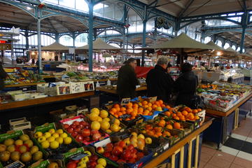 Guided 2-hour Historic Walking Food Tour in Dijon