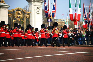 Small Group Tour: London Historical Walking Tour