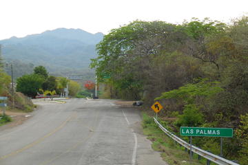 Bike Tour from Puerto Vallarta to Las Palmas Including Lunch