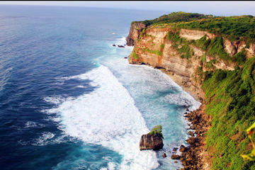 South Bali Fullday Tour with Jimbaran BBQ Seafood Dinner