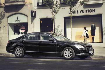 Arrival Private Transfer Hongqiao Airport SHA to Shanghai in Luxury Car