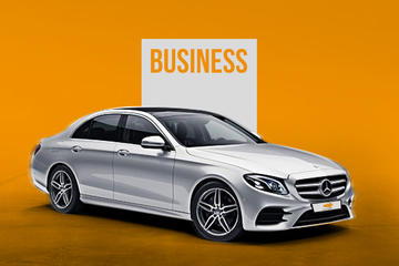 Berlin Train Station Arrival Private Transfer to Berlin City in Business Car