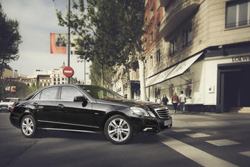 Departure Private Transfer Business Car Helsinki City to Helsinki Airport HEL