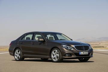 Stockholm Port Arrival Private Transfer to Stockholm City in Business Car
