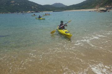 Full-Day Lamma Island Sea Kayaking and Hiking Tour from Hong Kong