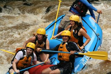 Best combination :Rafting level III with canopy zip lines and Superman cable in La Fortuna zone
