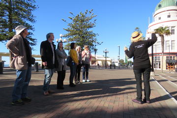 Guided Evening Art Deco Walk