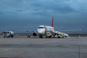 Private Airport Transfer: Zhangye Hotel to Zhangye Airport (YZY)