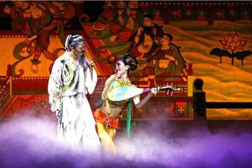 The Silk Road Show in Dunhaung with Transfer