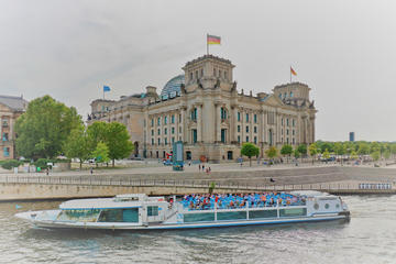 1-Hour City Cruise in Berlin: History and Main Attractions