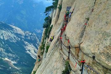 One Day Private Huashan Mountain Hike Tour from Xi'an