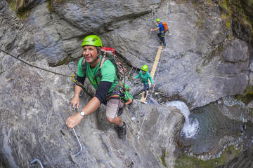 Beginner Waterfall Climb from Wanaka (3 hours return)