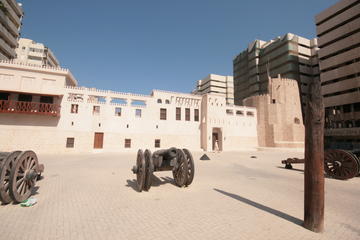 Guided Arts Heritage and Culture Walking Tour of Sharjah
