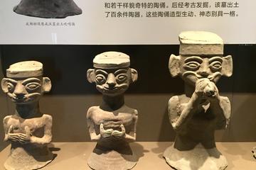 One Day Group Walking Tour of Historical Chengdu by Metro