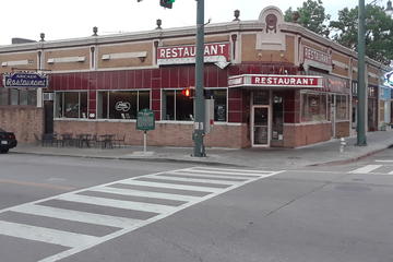 Elvis Memories Sightseeing with Lunch in Memphis