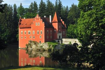 8 hours Two Castles Private Tour: Hluboká and Red Lhota