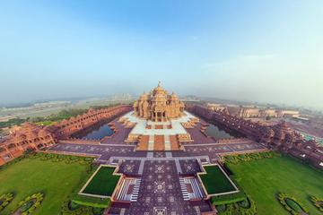 Delhi Grand Temples Private Tour with Lunch