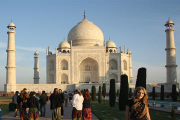 Half Day Sunrise Taj Mahal Tour With Private Guide