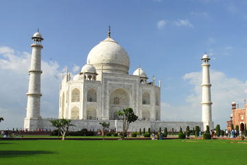 Private Full-Day Tour of Taj Mahal and Agra Fort from Delhi