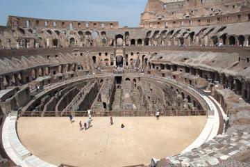 Skip-the-Line Colosseum, Palatine Hill and Roman Forum Tour, with Arena Access