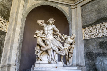 Vatican By Night Small Group Tour