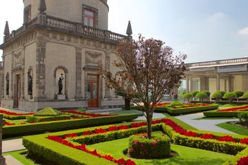 The Emperor's Way: Castillo de Chapultepec Walking Tour