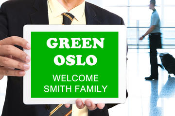 Airport Meet and Greet By a Local in Oslo