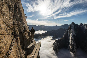 Private Mount HuaShan Hiking Tour With Cable Car Ride from Xi'an