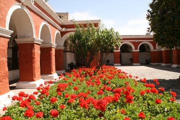 Arequipa Mirabus with Santa Catalina Monastery