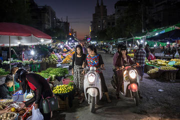 3-Hour Mandalay Night Local Street Food Tour