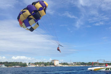 Parasailing in Mactan Cebu