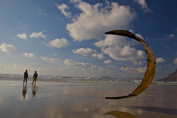 3-Day Introduction to Kitesurfing Private Course in La Graciosa