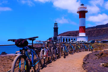 4,5-Hour Tour on Mountain Bike in Fuencaliente