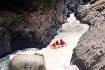 NARANJO RIVER RAFTING - EL CHORRO CLASS IV-V