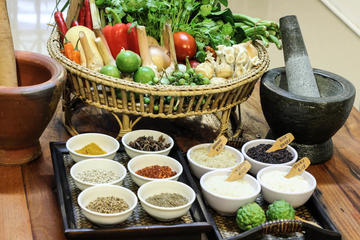 Half-Day Market Tour and Thai Cooking Class in Bangkok