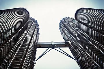 Private Tour: Petronas Twin Towers Observation Deck SPA Dinning And Shopping