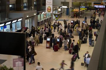Private One-Way BUCHAREST-OTP Airport Transfer