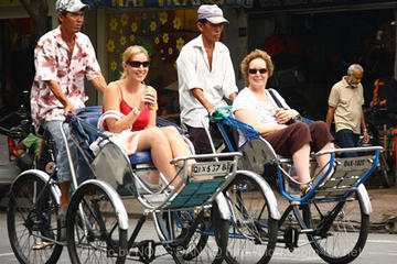 SAIGON CYCLO ROUND and DINNER ON BONSAI CRUISE